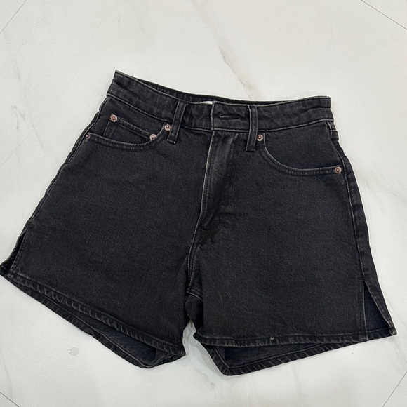 Abercrombie & Fitch High Rise Dad Shorts - Picture 1 of 3